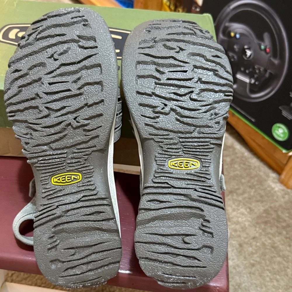 KEEN Brindle/ Shitake Rose Sandal size 9 - Picture 7 of 11